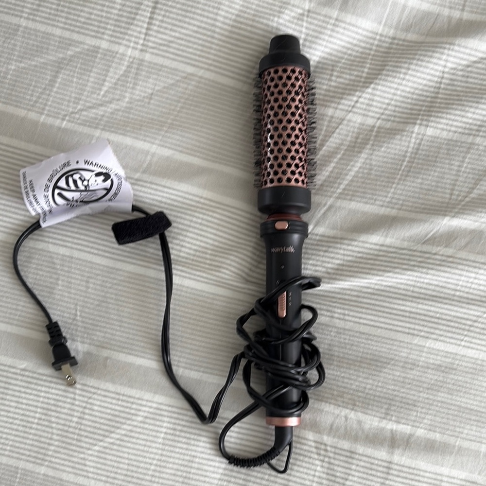 Wavy talk thermal brush